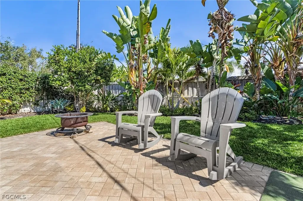 1323 Tanglewood Parkway Fort Myers FL 33919