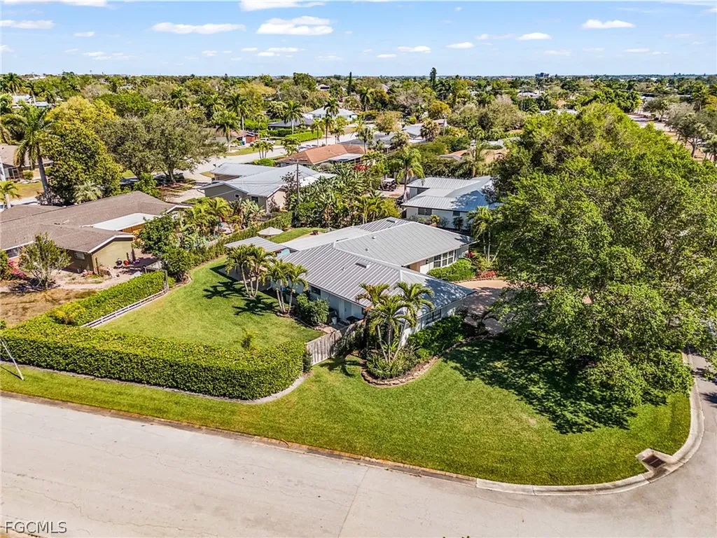 1323 Tanglewood Parkway Fort Myers FL 33919
