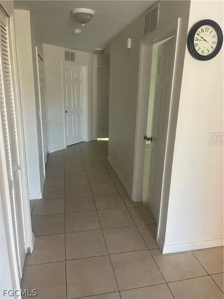 4721/4723 26th Street SW Lehigh Acres FL 33973