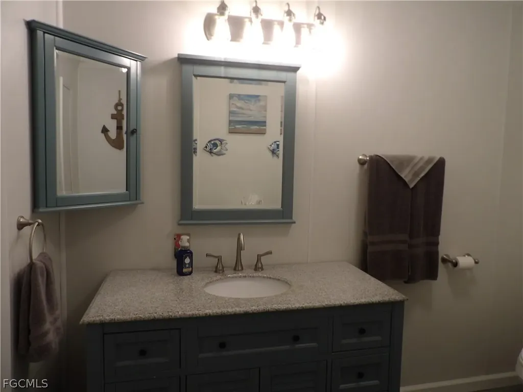 563 Timber Lane S North Fort Myers FL 33917