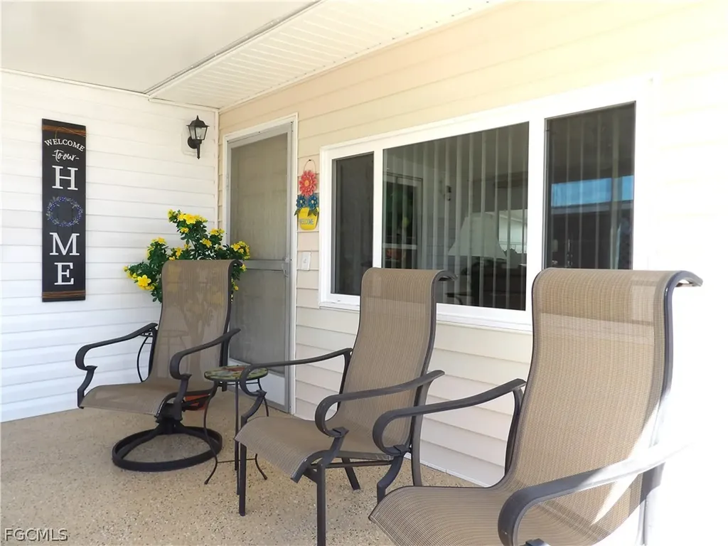 563 Timber Lane S North Fort Myers FL 33917