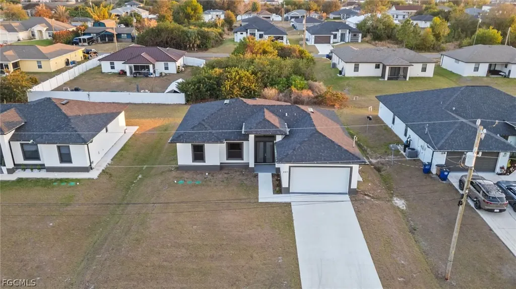 2511 12th Street SW Lehigh Acres FL 33976