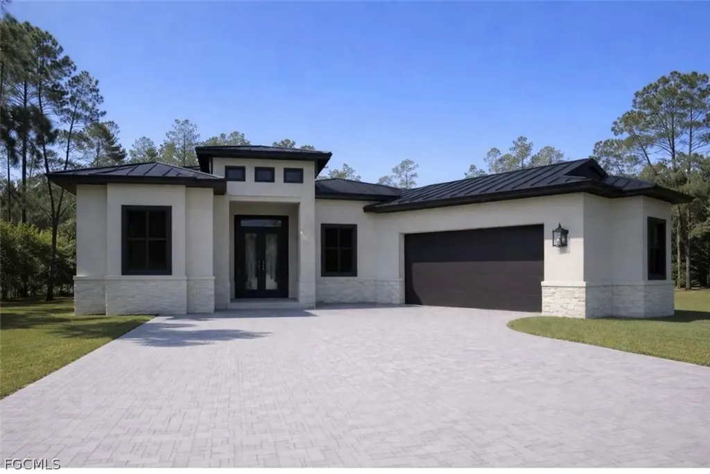 159 12th Avenue NE Naples FL 34120