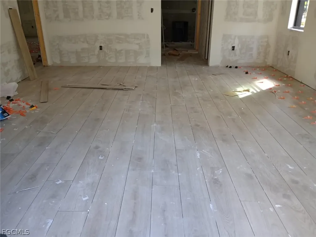 159 12th Avenue NE Naples FL 34120