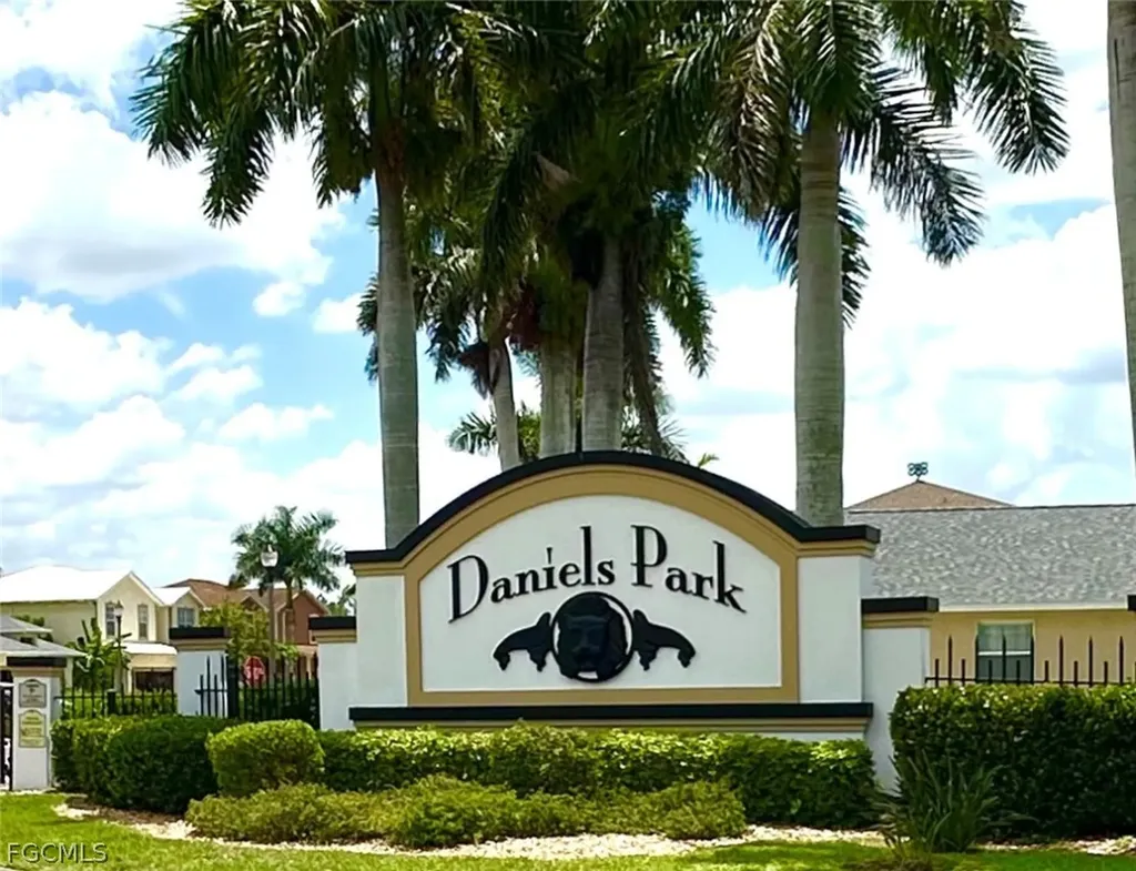 14122 Danpark Loop Fort Myers FL 33912