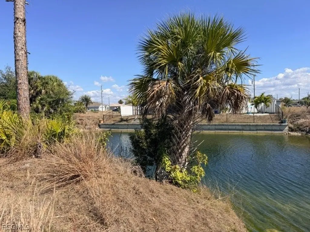 3311 NE 13th Avenue Cape Coral FL 33909
