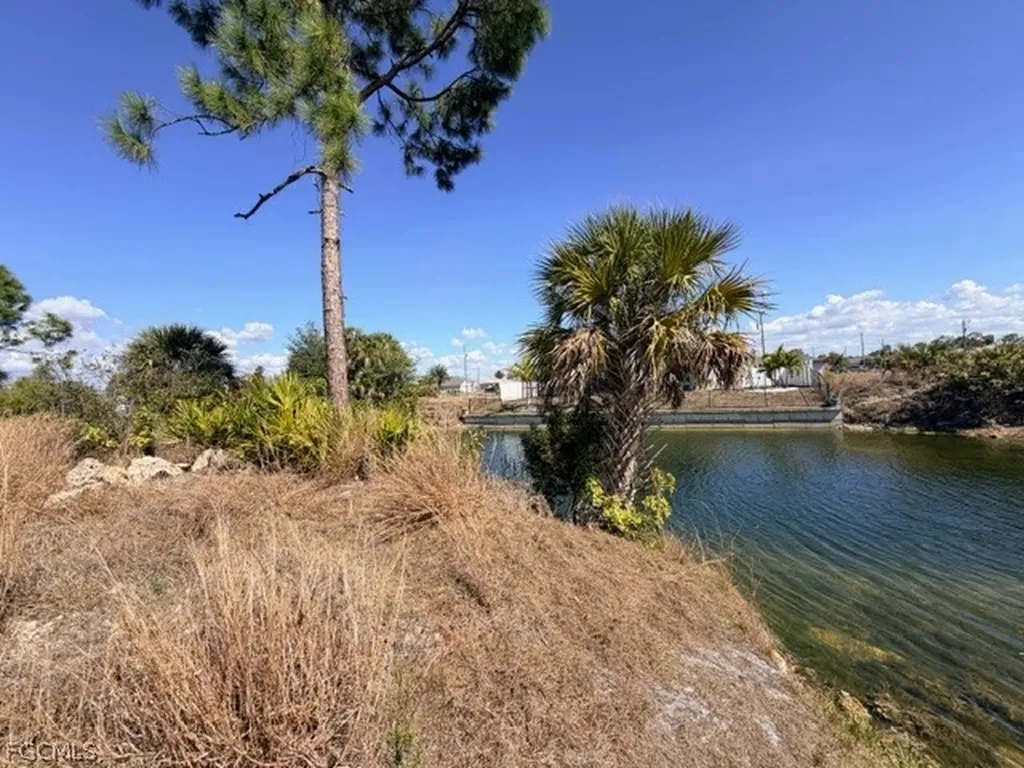 3311 NE 13th Avenue Cape Coral FL 33909