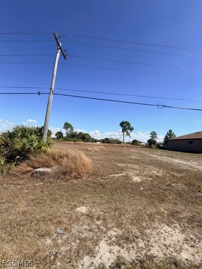 3311 NE 13th Avenue Cape Coral FL 33909