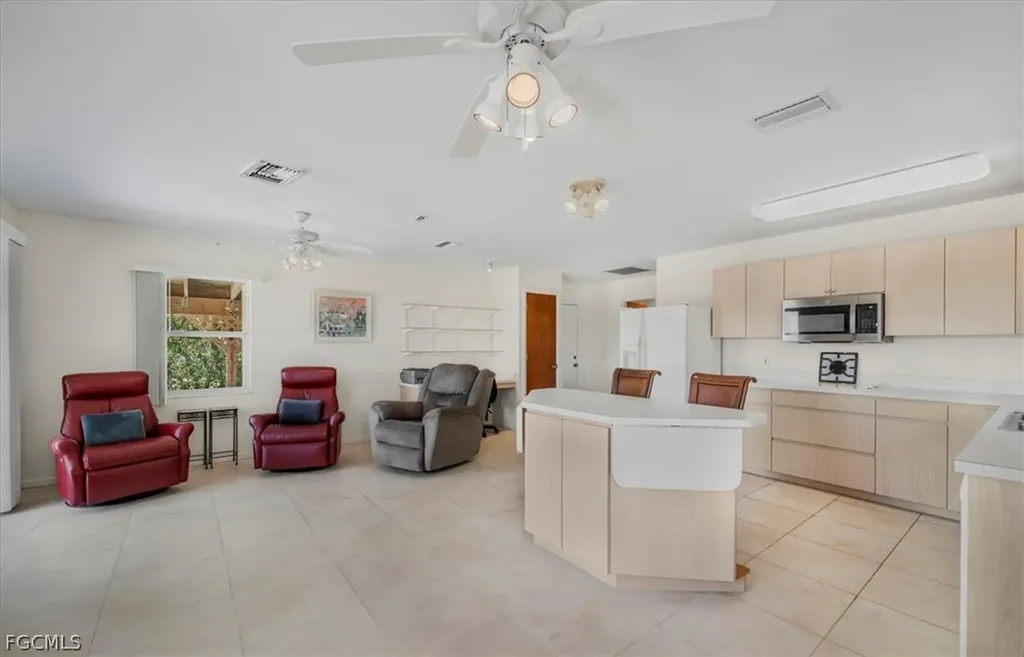 1079 Lock Lane Moore Haven FL 33471