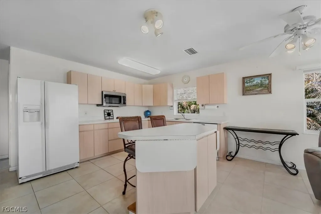 1079 Lock Lane Moore Haven FL 33471