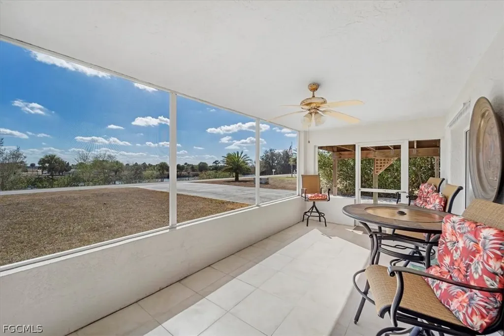 1079 Lock Lane Moore Haven FL 33471