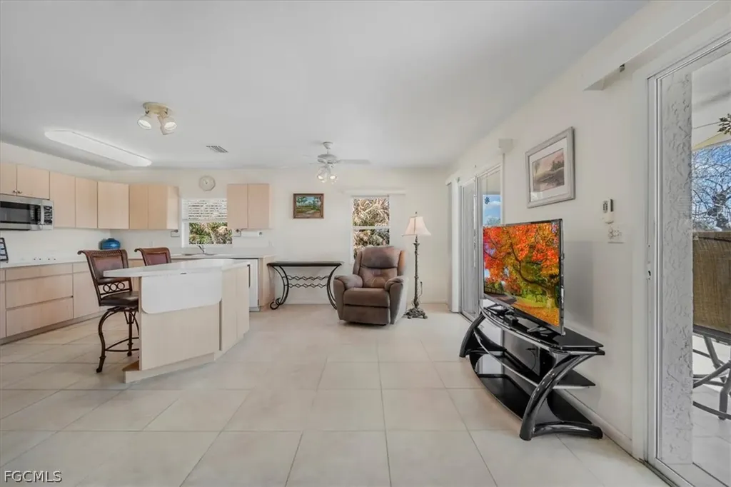 1079 Lock Lane Moore Haven FL 33471