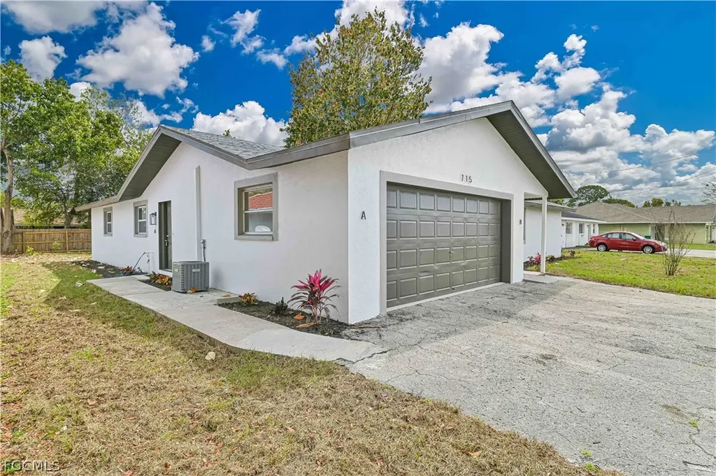 115 SE 24th Avenue Cape Coral FL 33990