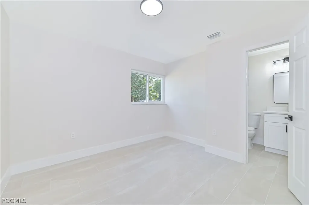 115 SE 24th Avenue Cape Coral FL 33990