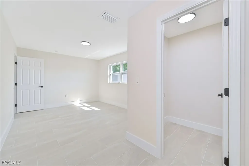 115 SE 24th Avenue Cape Coral FL 33990