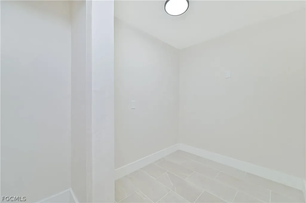 115 SE 24th Avenue Cape Coral FL 33990