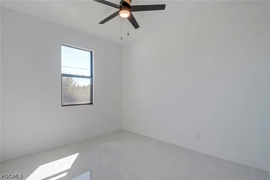 3010 2nd Street SW Lehigh Acres FL 33976