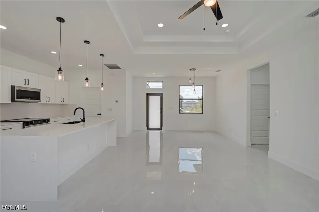 3010 2nd Street SW Lehigh Acres FL 33976