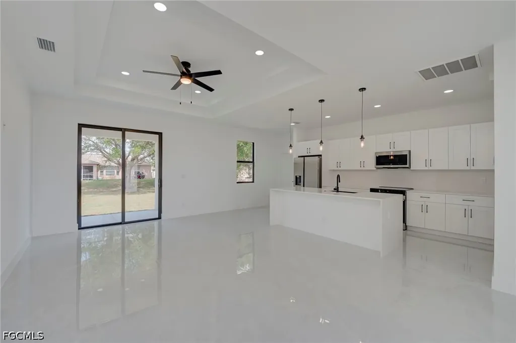 3010 2nd Street SW Lehigh Acres FL 33976