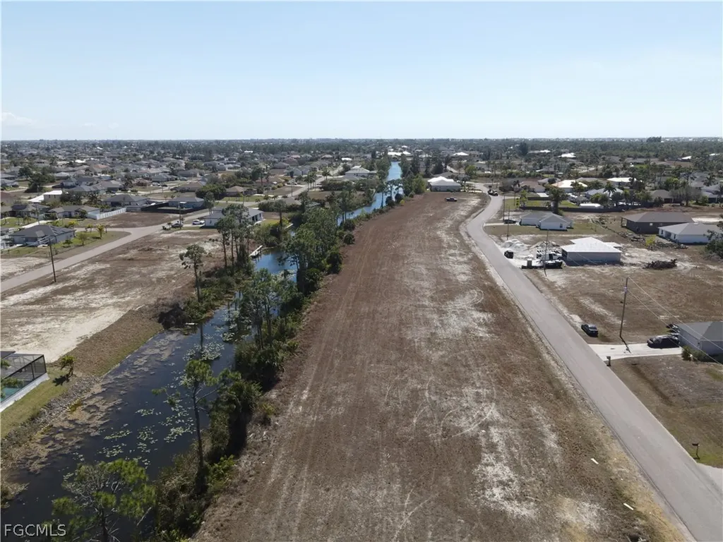 2807 NW 26th Place Cape Coral FL 33993