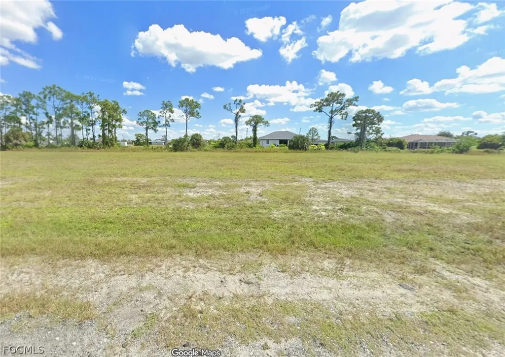 2807 NW 26th Place Cape Coral FL 33993
