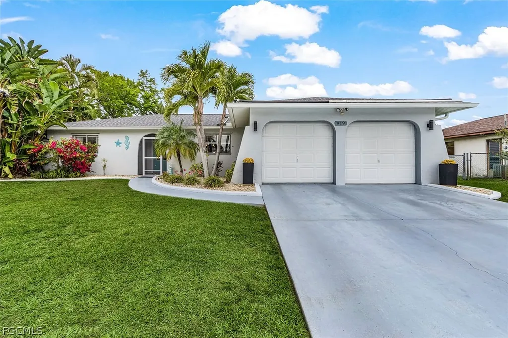 919 SE 19th Terrace Cape Coral FL 33990