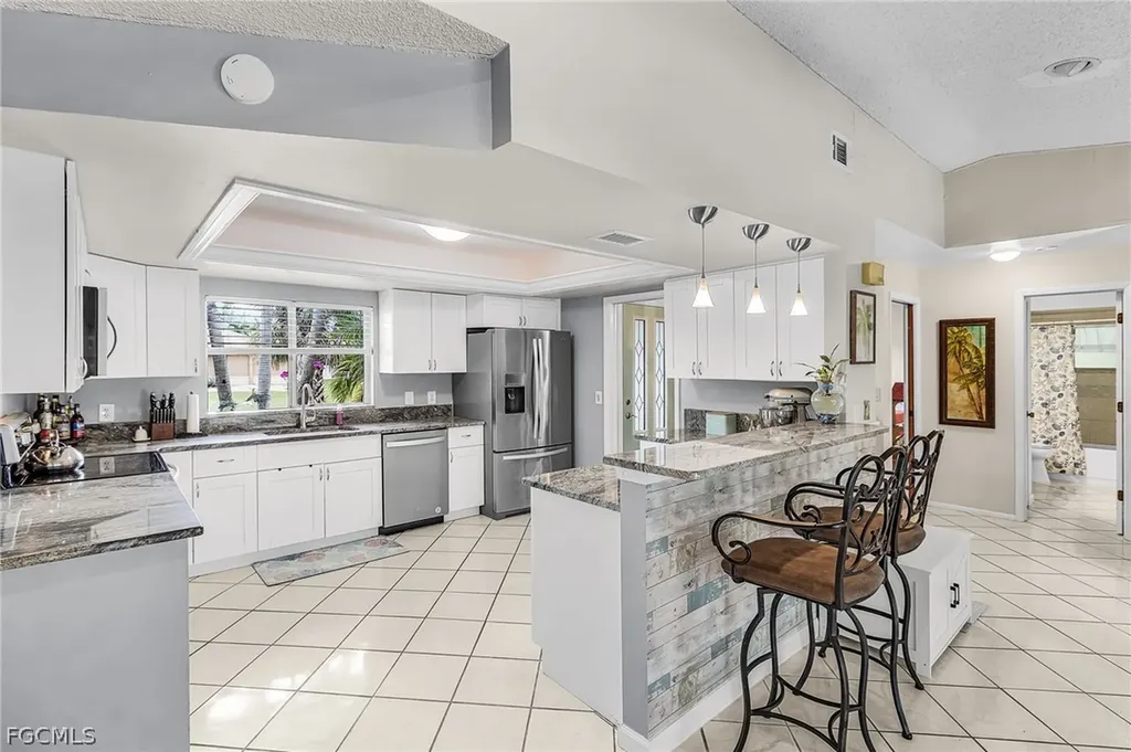 919 SE 19th Terrace Cape Coral FL 33990