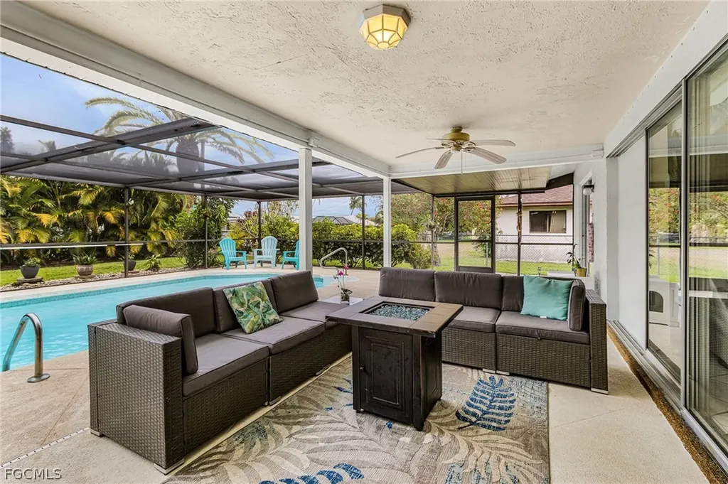 919 SE 19th Terrace Cape Coral FL 33990