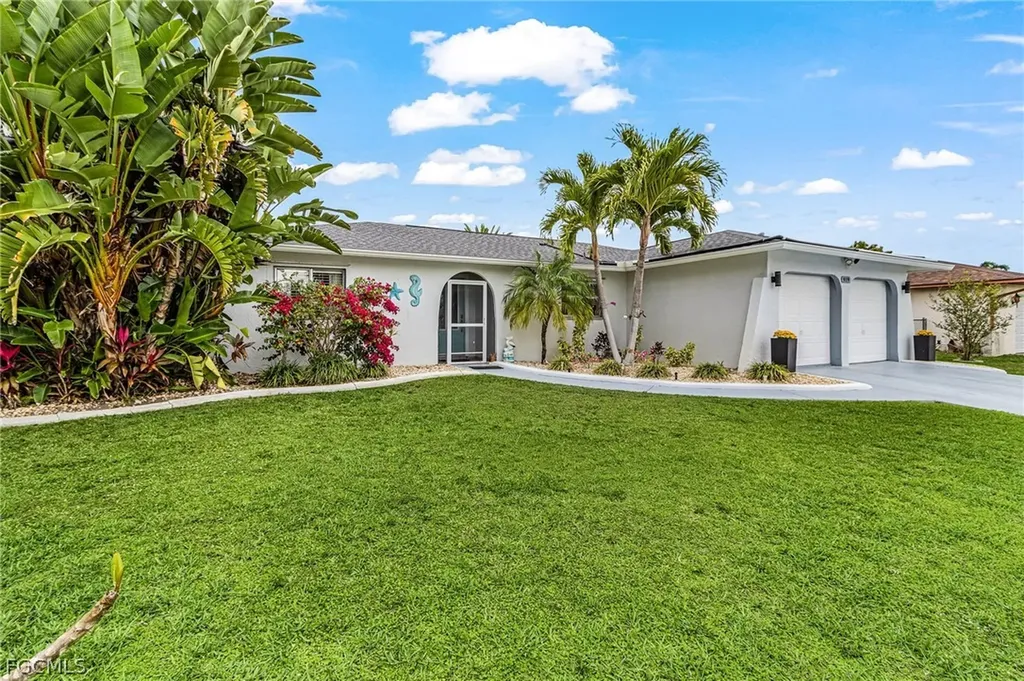 919 SE 19th Terrace Cape Coral FL 33990