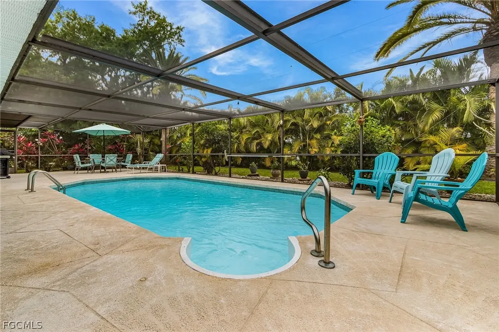 919 SE 19th Terrace Cape Coral FL 33990
