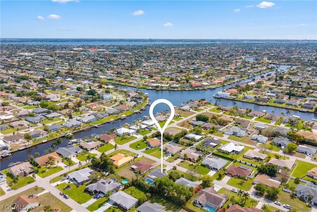 919 SE 19th Terrace Cape Coral FL 33990