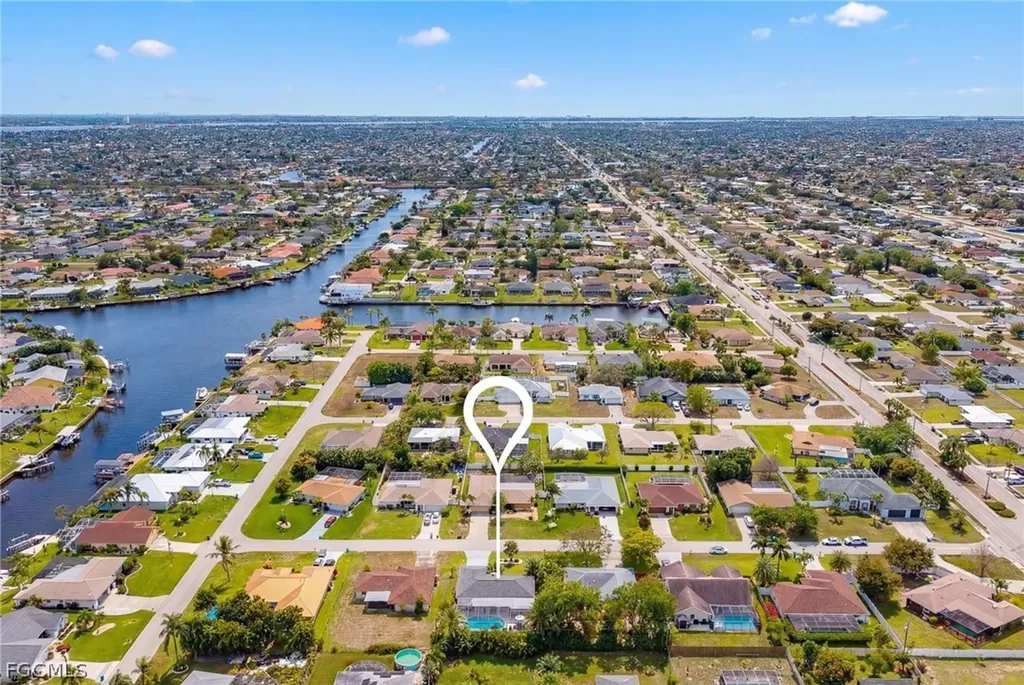 919 SE 19th Terrace Cape Coral FL 33990