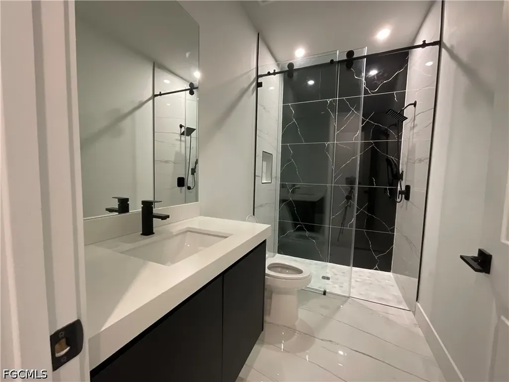 335 SW 31st Place Cape Coral FL 33991