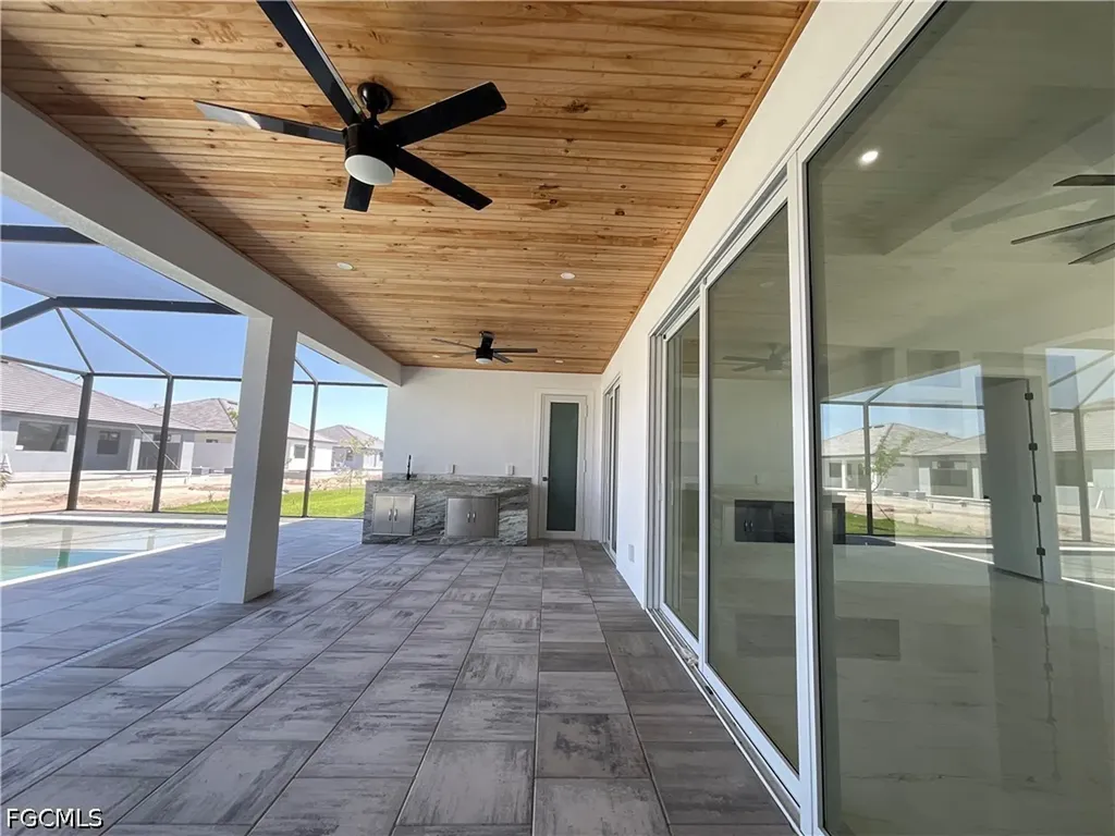 335 SW 31st Place Cape Coral FL 33991