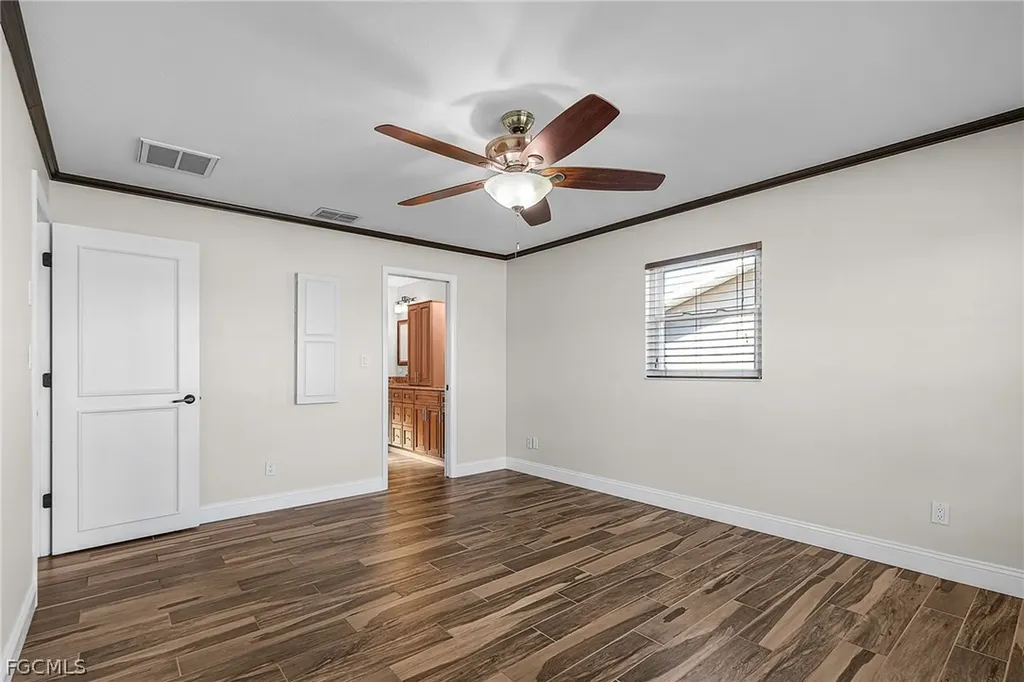 910 SE 15th Street Cape Coral FL 33990