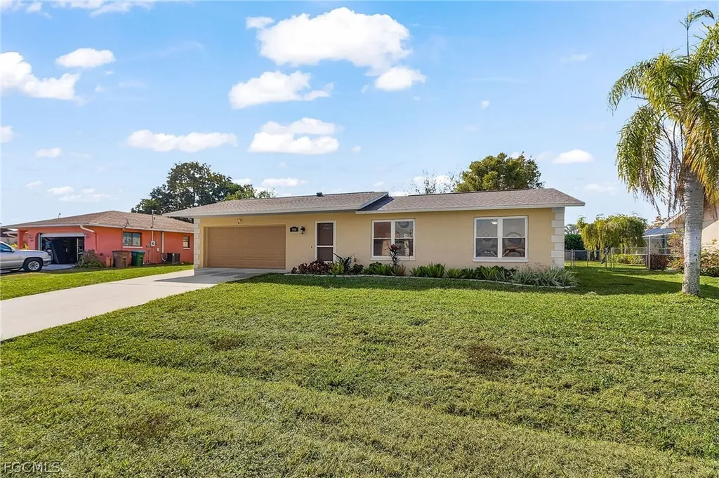 910 SE 15th Street Cape Coral FL 33990