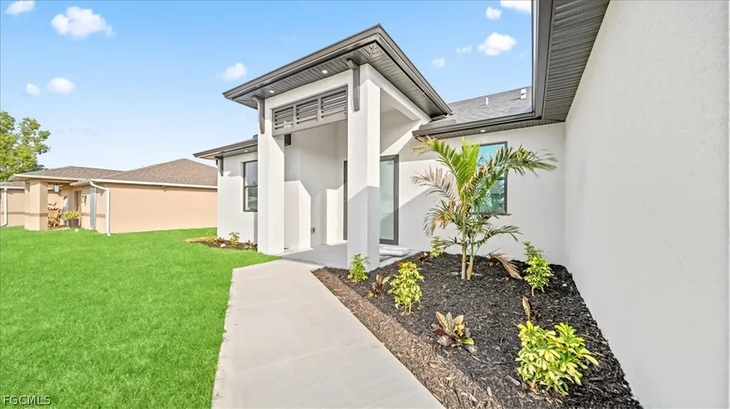 1941 NE 15th Street Cape Coral FL 33909