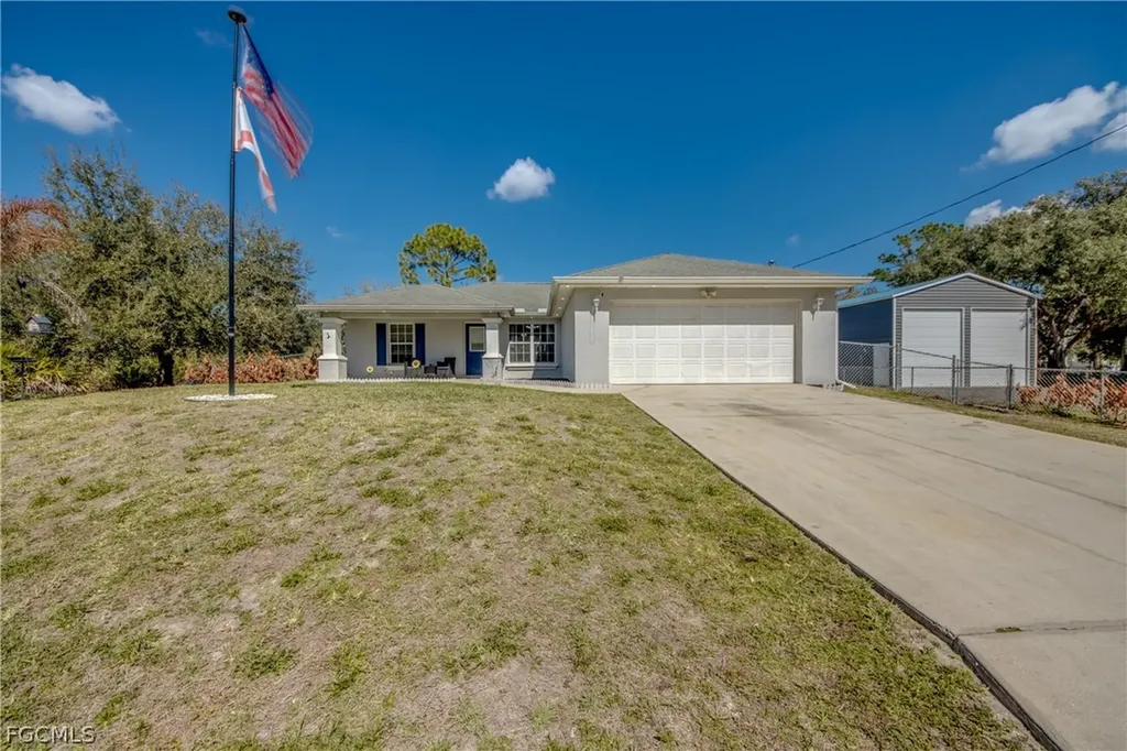 2912 52nd Street W Lehigh Acres FL 33971