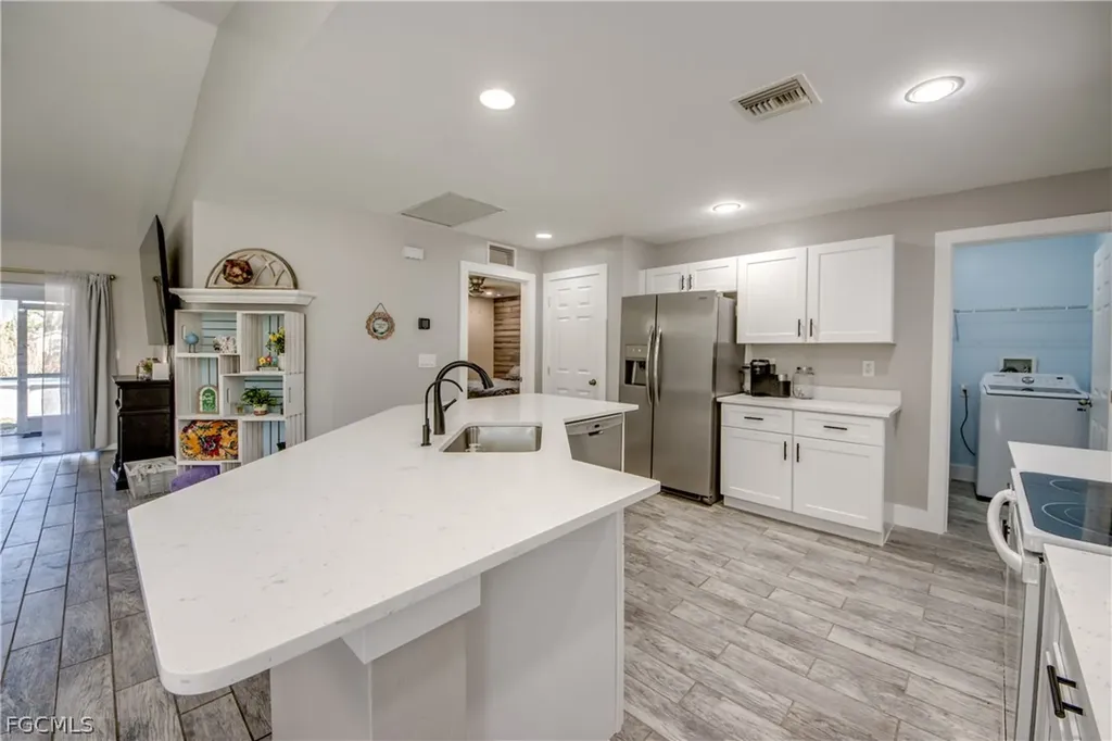 2912 52nd Street W Lehigh Acres FL 33971