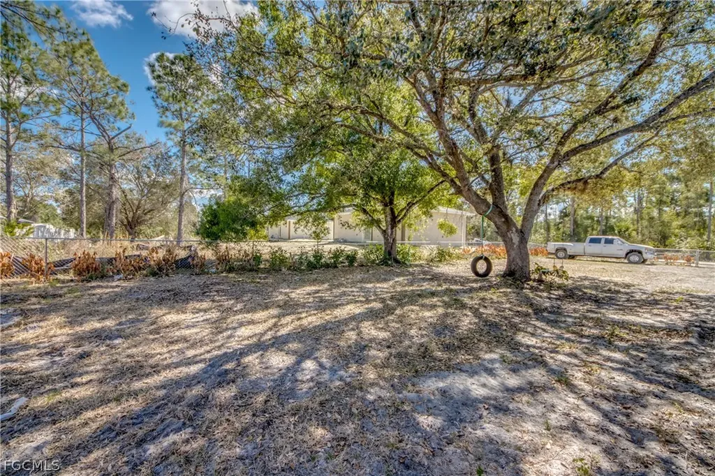 2912 52nd Street W Lehigh Acres FL 33971