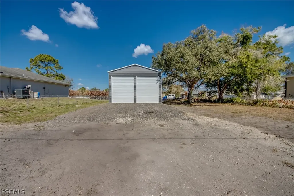 2912 52nd Street W Lehigh Acres FL 33971