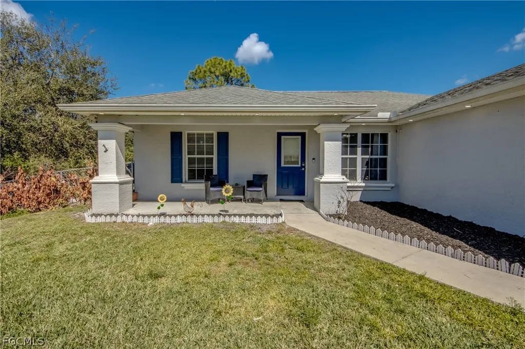 2912 52nd Street W Lehigh Acres FL 33971