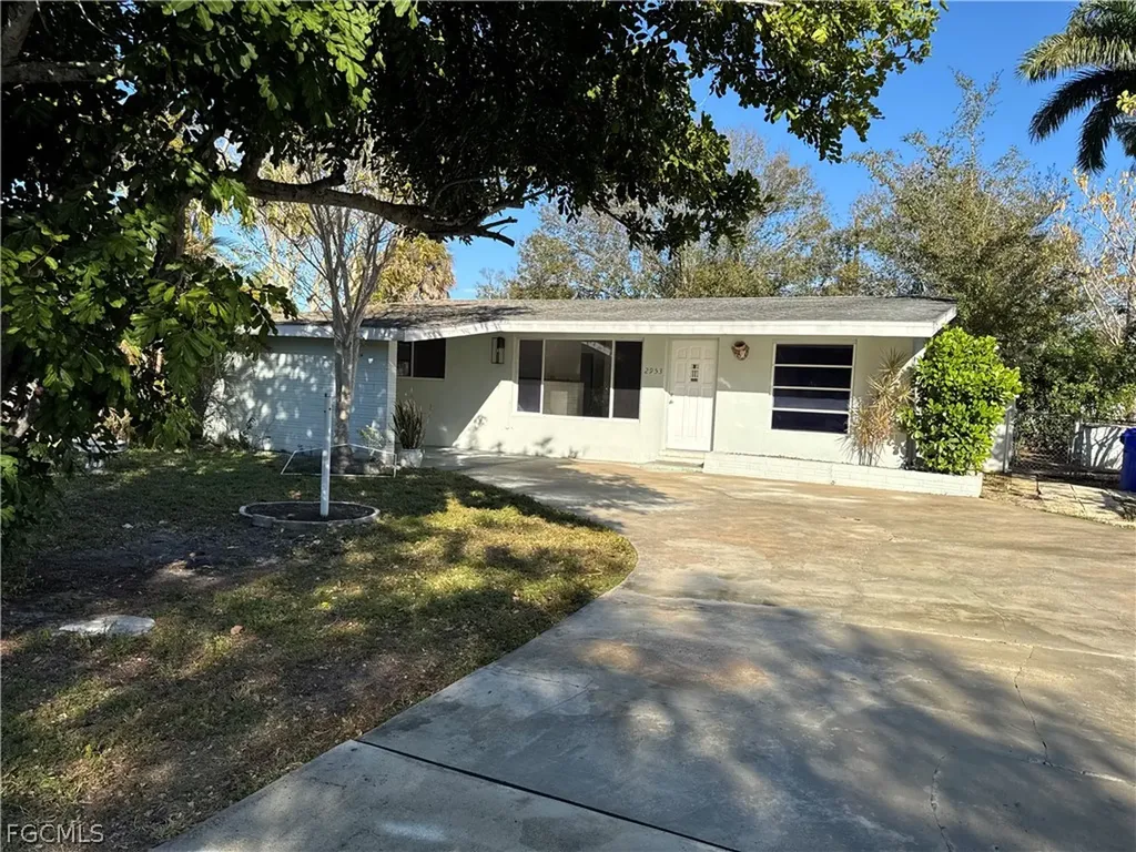 2953 Magnolia Street Fort Myers FL 33901