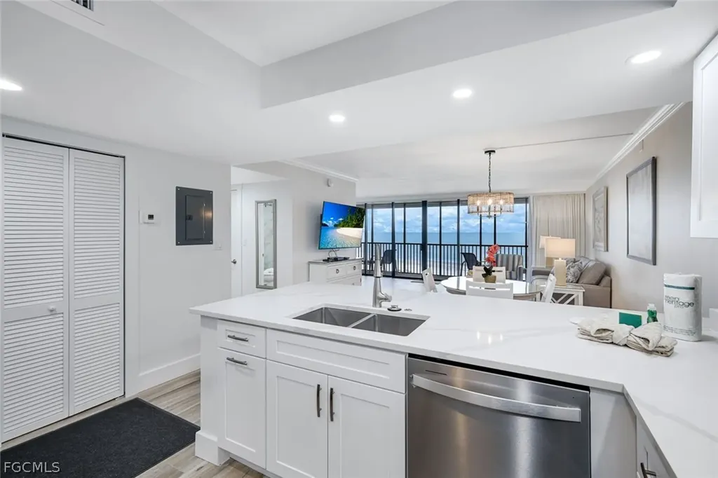 1501 Middle Gulf Drive Sanibel FL 33957