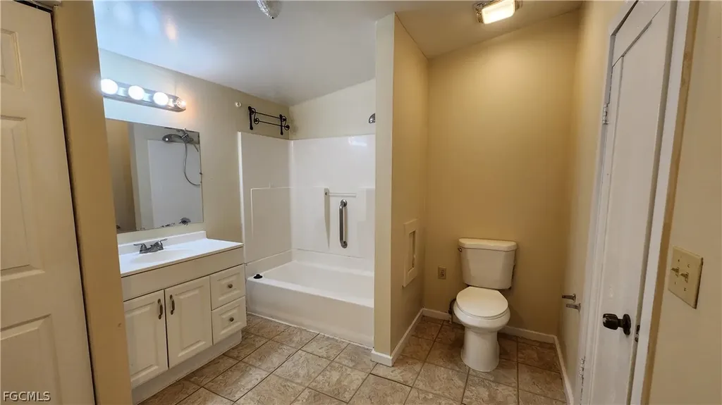 2181 Brandon Street Fort Myers FL 33907
