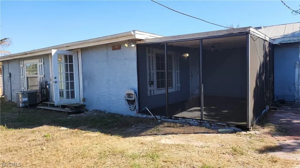 2181 Brandon Street Fort Myers FL 33907