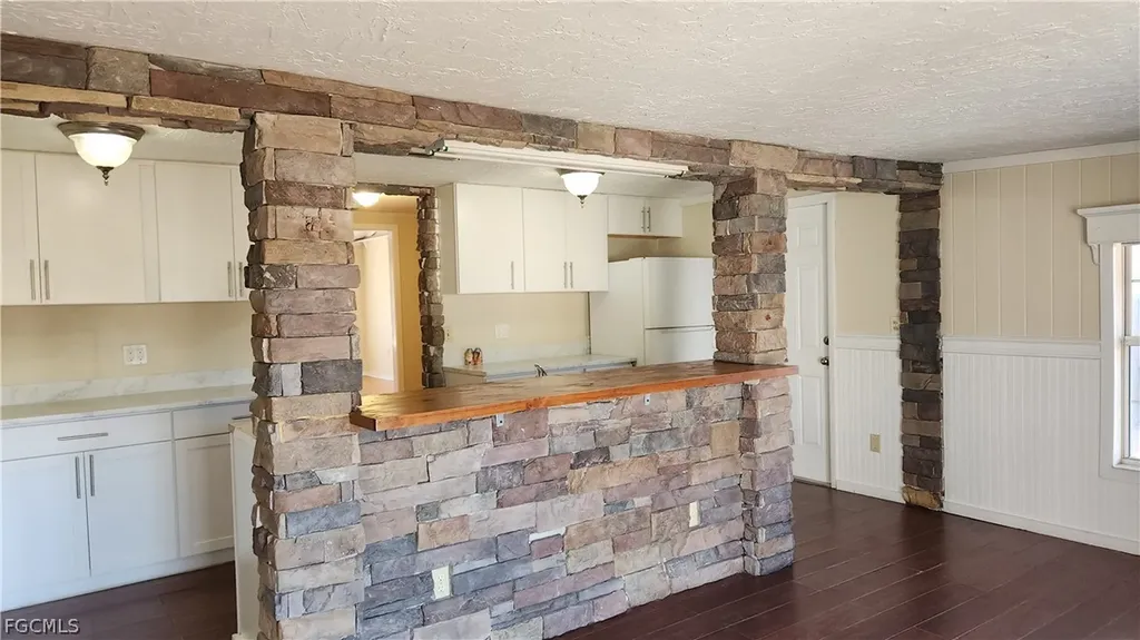 2181 Brandon Street Fort Myers FL 33907