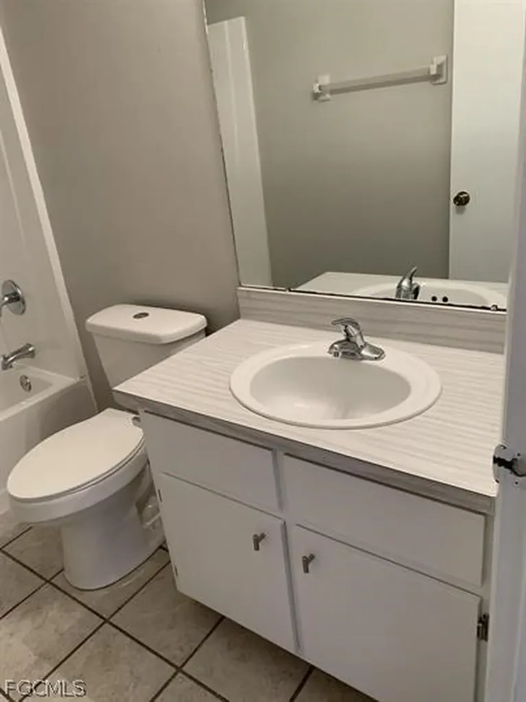 309 SW 3rd Place Cape Coral FL 33991