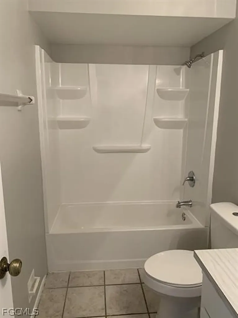 309 SW 3rd Place Cape Coral FL 33991