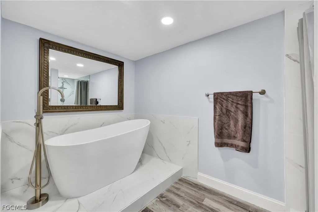 16580 Waters Edge Court Fort Myers FL 33908